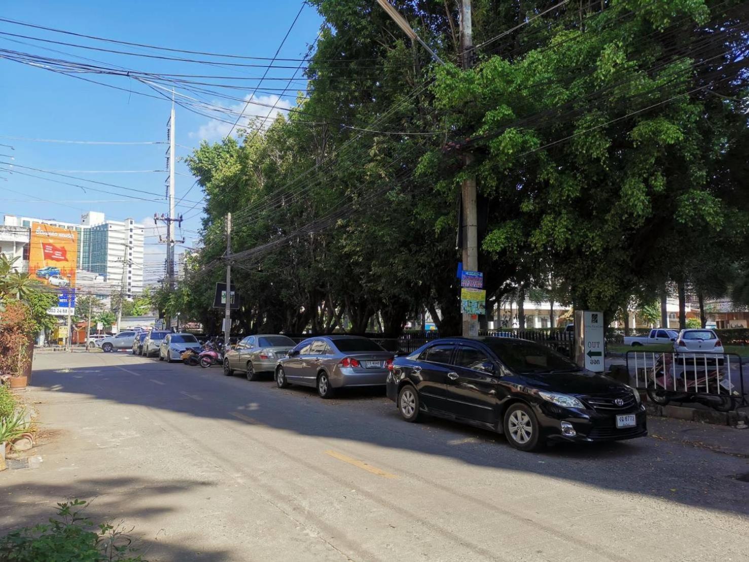 ศศิมา เฮ้าส์ Hotel เชียงใหม่ ภายนอก รูปภาพ