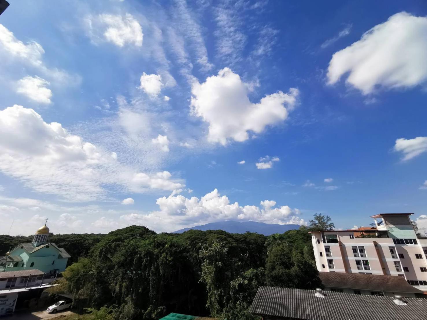 ศศิมา เฮ้าส์ Hotel เชียงใหม่ ภายนอก รูปภาพ