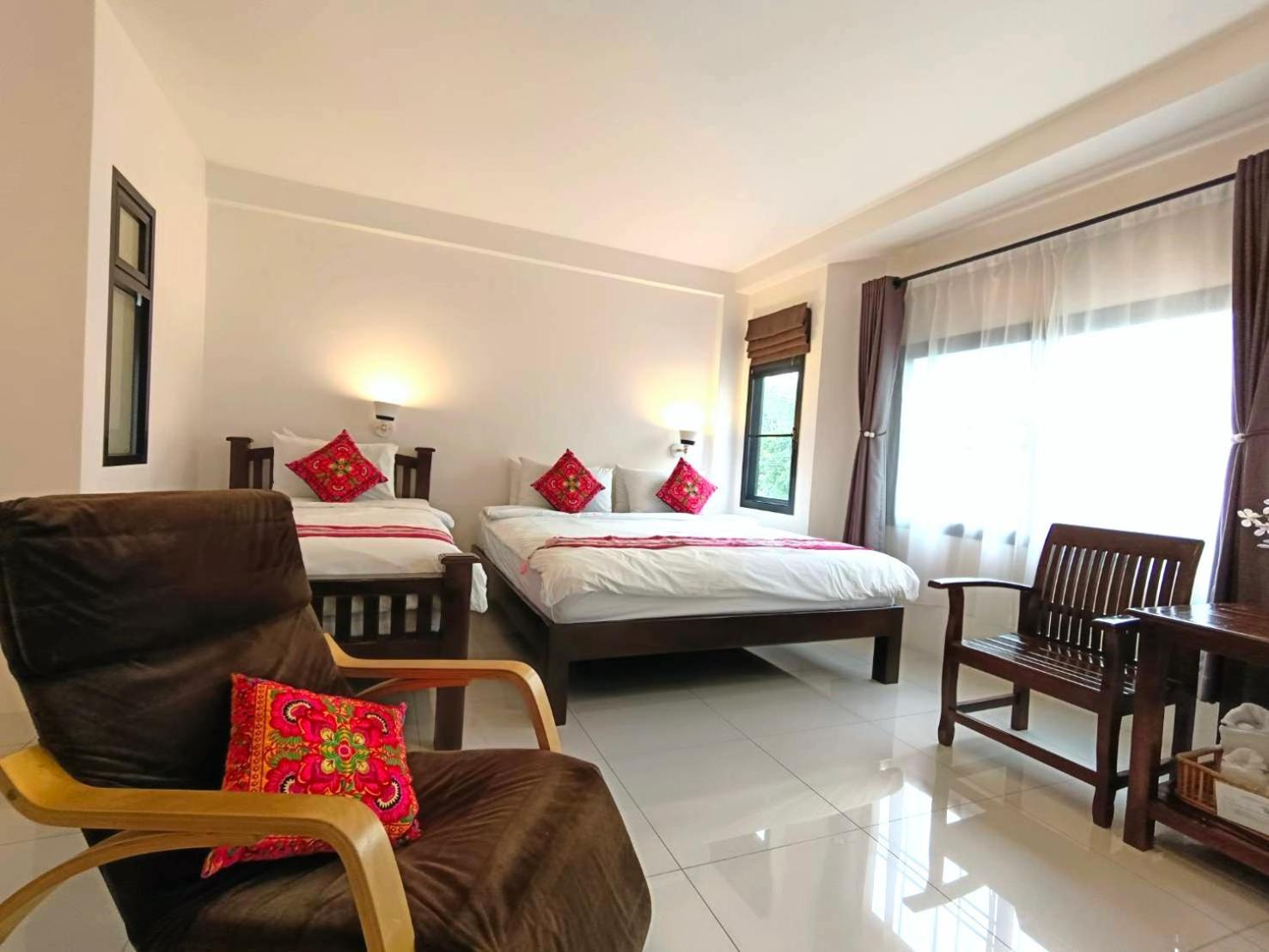 ศศิมา เฮ้าส์ Hotel เชียงใหม่ ภายนอก รูปภาพ