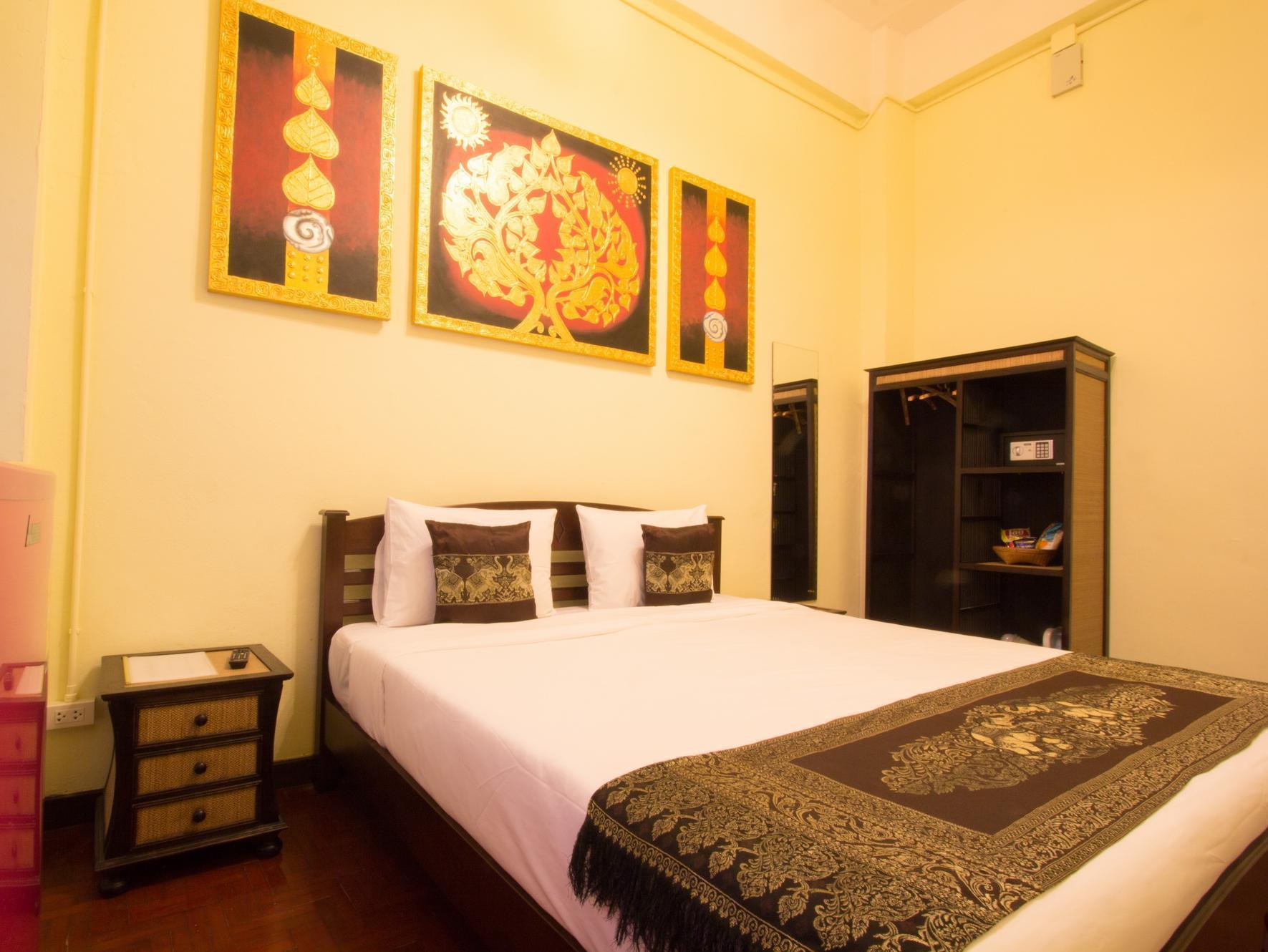 ศศิมา เฮ้าส์ Hotel เชียงใหม่ ภายนอก รูปภาพ