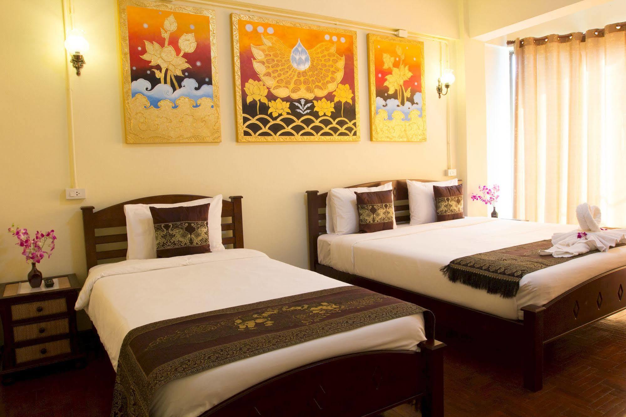 ศศิมา เฮ้าส์ Hotel เชียงใหม่ ภายนอก รูปภาพ